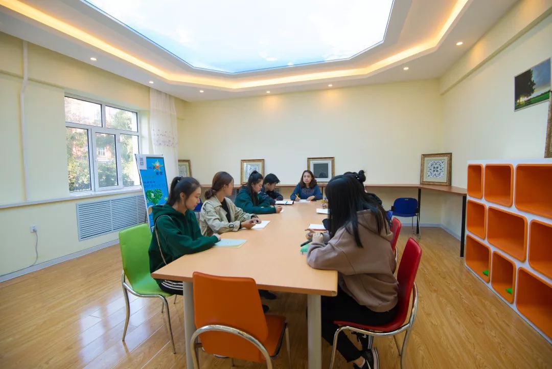 走進龍外 | 黑龍江外國語學院學生心理成長指導中心 點亮心燈，賦能成長